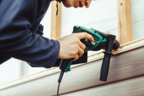Best Storm Damage Siding Repair  in Saucier, MS